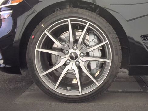 Used 2026 Genesis G70 2.5T RWD image 8