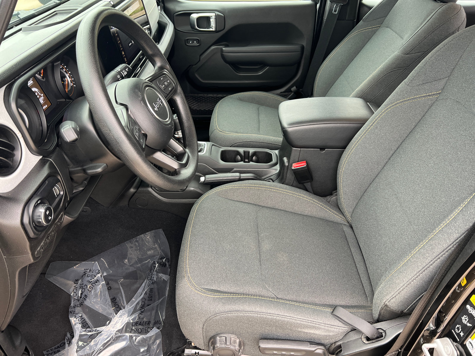Used 2025 Jeep Gladiator Sport AWD/4WD image 12