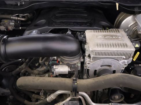 Used 2020 RAM 1500 Laramie image 27