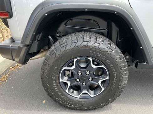 Used 2022 Jeep Wrangler Unlimited Rubicon 4xe AWD/4WD image 87