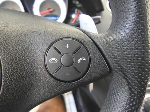 Used 2009 Mercedes-Benz SL 63 AMG image 34