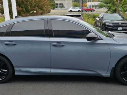 Used 2022 Honda Accord Sport Special Edition image 2