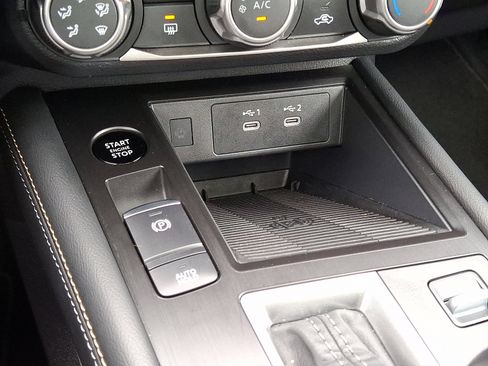 Certified 2025 Nissan Kicks SV w/ SV Premium Package image 25