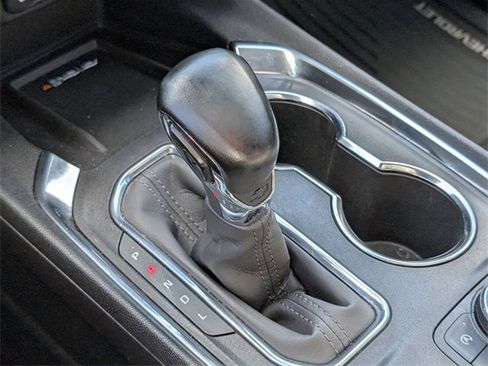 Certified 2023 Chevrolet Traverse Premier image 24