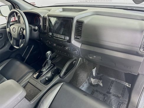 Used 2022 Nissan Frontier PRO-4X w/ Pro-4X Premium Package image 34