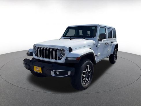 Used 2025 Jeep Wrangler Unlimited Sahara AWD/4WD image 7