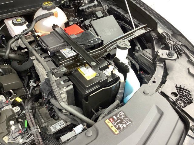 Used 2024 Cadillac XT6 Premium Luxury w/ LPO, Floor Liner Package AWD/4WD image 17