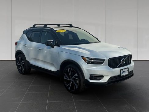 Used 2020 Volvo XC40 T5 R-Design AWD/4WD image 7
