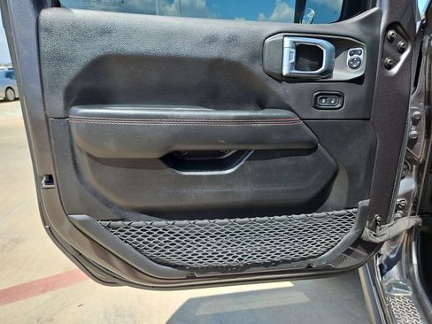 Used 2021 Jeep Gladiator Rubicon AWD/4WD image 11