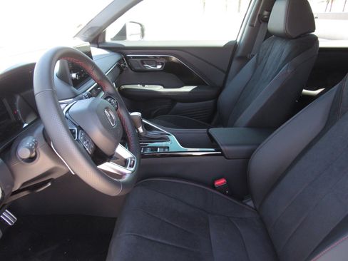 Certified 2025 Acura ADX A-Spec image 16