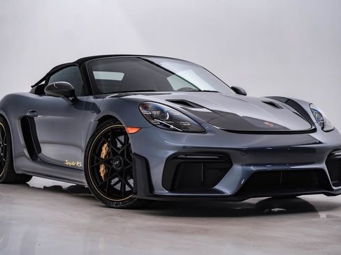 Certified 2025 Porsche 718 Boxster Spyder RS image 8