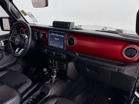 Used 2021 Jeep Wrangler Unlimited Rubicon w/ Xtreme Recon 35" Tire Package image 29