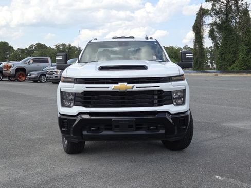 Used 2025 Chevrolet Silverado 2500 Custom w/ Custom Convenience Package AWD/4WD image 15