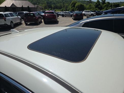 Used 2019 Honda Civic EX image 4