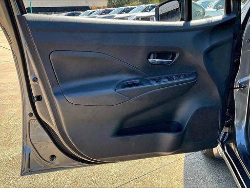Certified 2025 Nissan Versa SV w/ Trunk Package FWD image 16