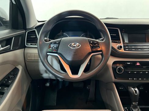 Used 2016 Hyundai Tucson SE w/ Option Group 02 FWD image 12