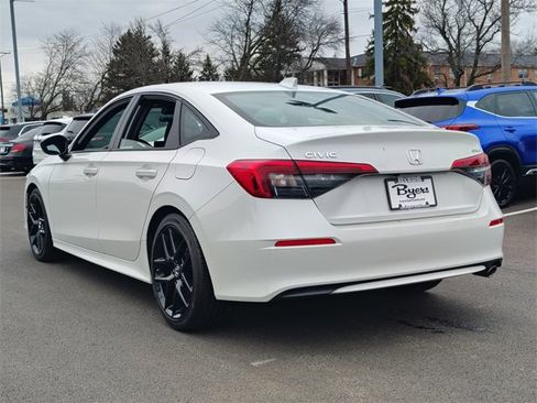 Used 2023 Honda Civic Sport image 4