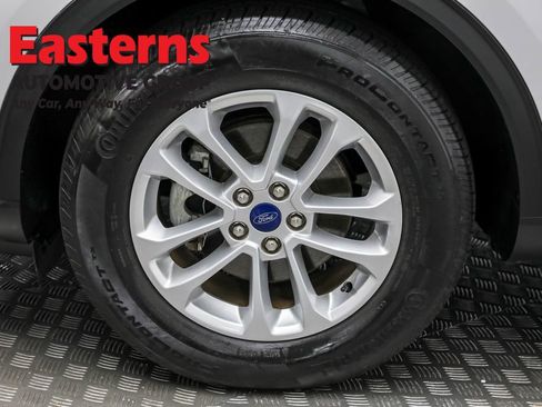 Used 2022 Ford Escape SE image 31