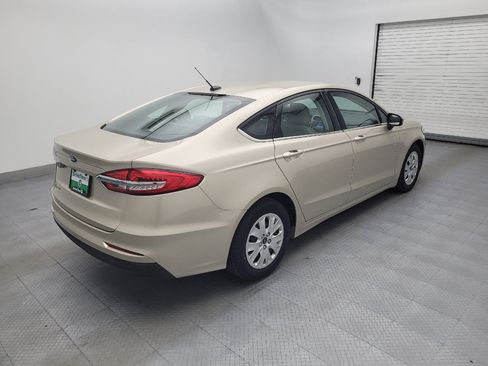 Used 2019 Ford Fusion S FWD image 10