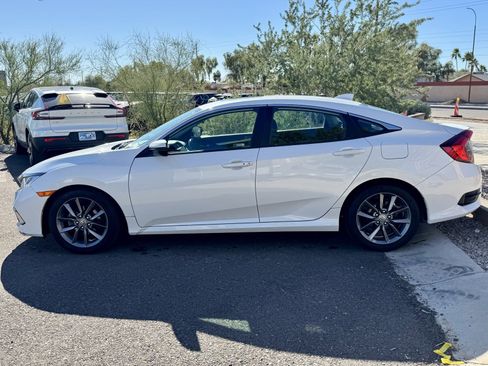 Used 2020 Honda Civic EX image 6
