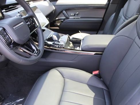 New 2025 Land Rover Range Rover Sport Dynamic SE image 19