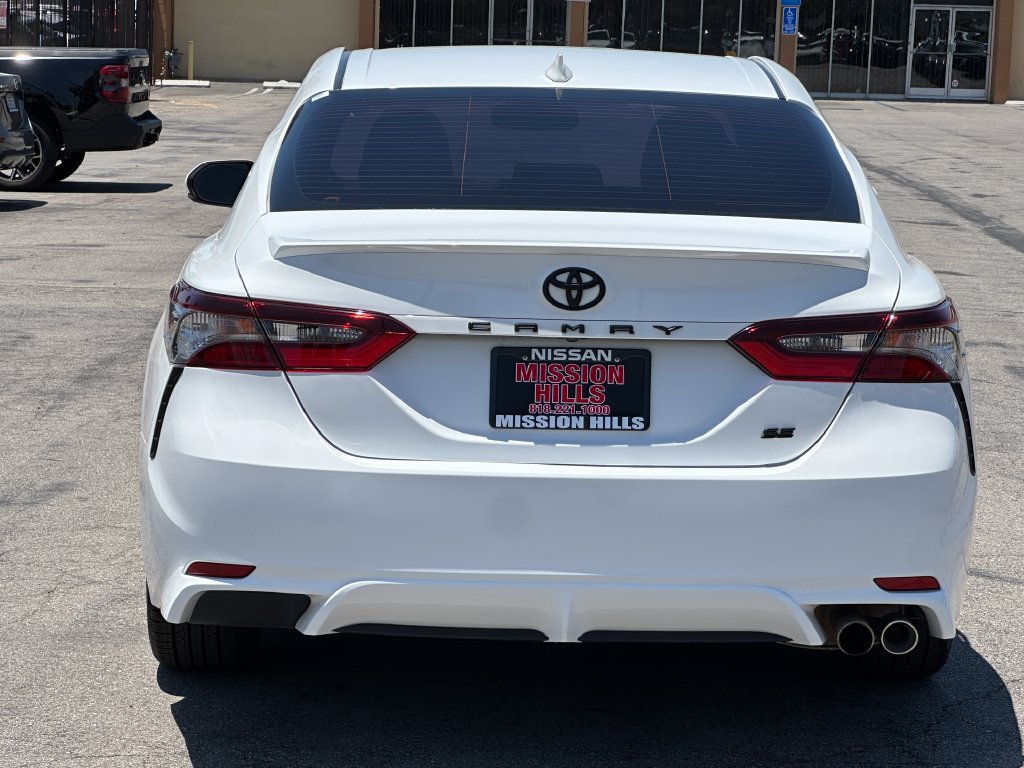 Used 2023 Toyota Camry SE w/ Convenience Package FWD image 6
