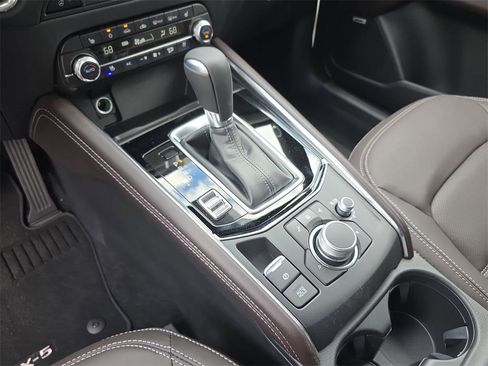New 2025 MAZDA CX-5 Signature image 31
