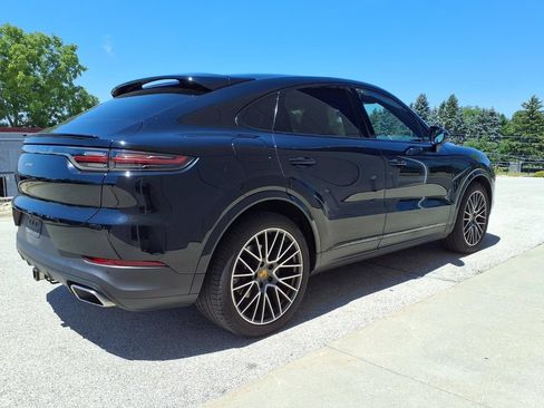 Used 2020 Porsche Cayenne AWD/4WD image 4