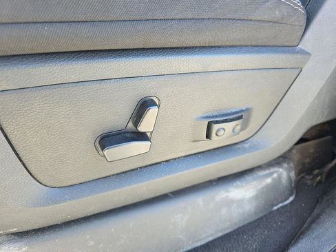 Used 2024 RAM 3500 Big Horn AWD/4WD image 18