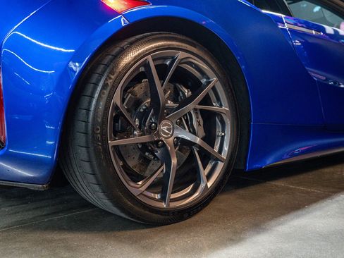 Used 2017 Acura NSX AWD/4WD image 16