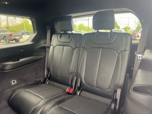 Used 2025 Jeep Grand Cherokee L Overland w/ Advanced Protech Group III AWD/4WD image 21