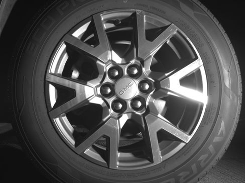 Used 2023 GMC Acadia SLT FWD image 12