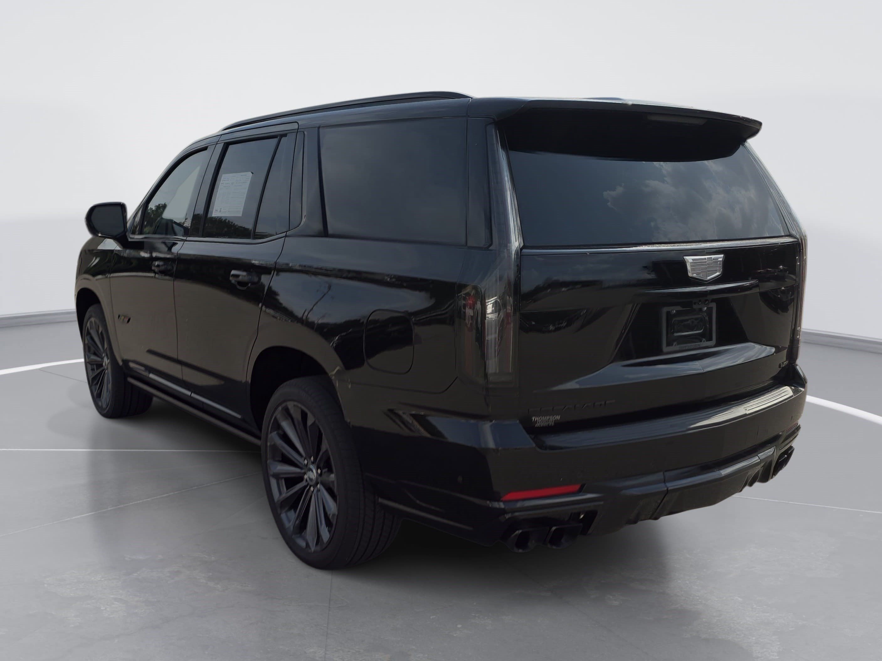 Certified 2026 Cadillac Escalade V AWD/4WD image 5