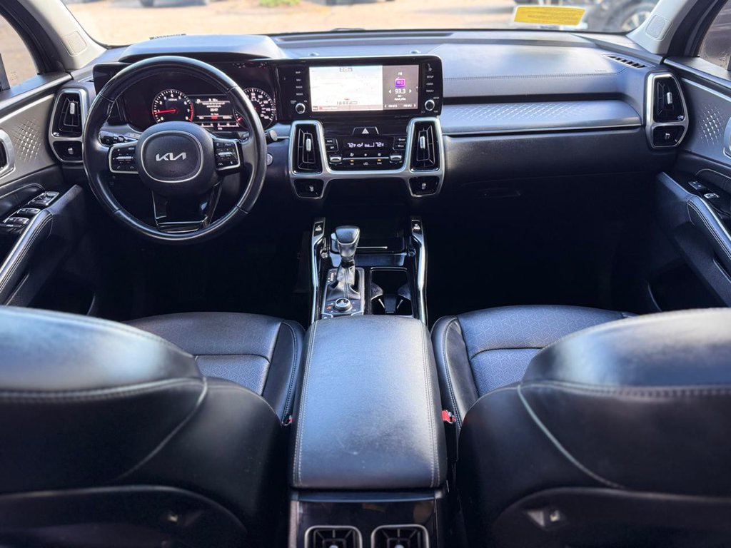 Used 2022 Kia Sorento SX AWD/4WD image 29