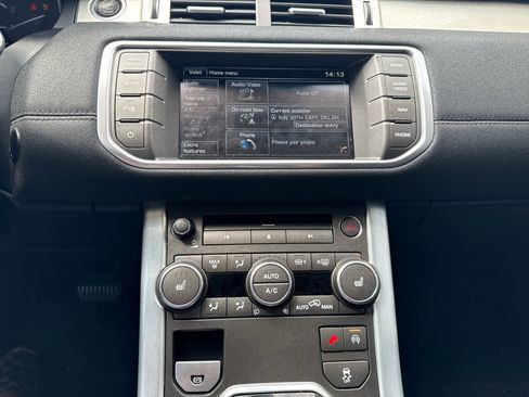 Used 2015 Land Rover Range Rover Evoque Pure Plus image 22