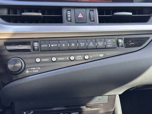 Used 2020 Lexus ES 350 image 32