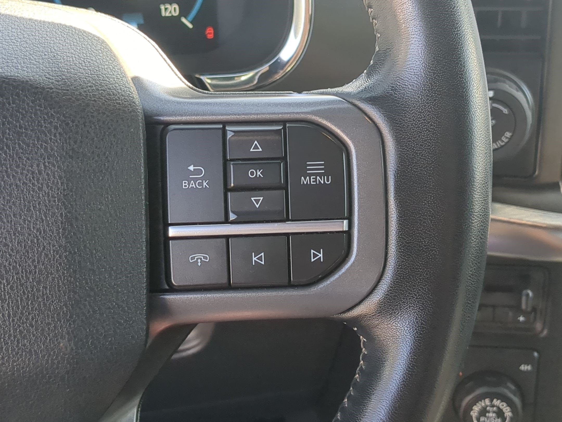 Used 2023 Ford F150 Lariat w/ Equipment Group 502A High AWD/4WD image 21