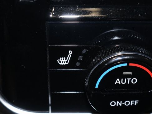 Certified 2024 Nissan Rogue SL w/ SL Premium Package image 5