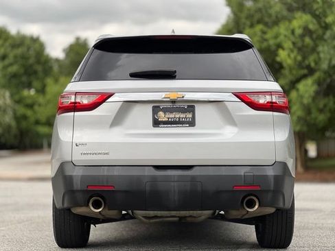 Used 2019 Chevrolet Traverse LS FWD image 6