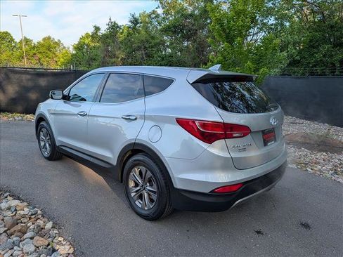 Used 2016 Hyundai Santa Fe Sport FWD image 3