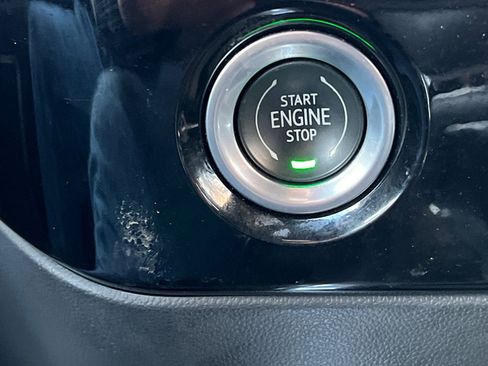 Used 2022 GMC Sierra 1500 Elevation image 28