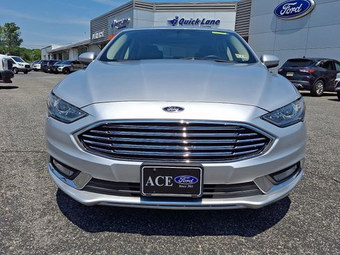 Used 2017 Ford Fusion S w/ Equipment Group 101A FWD image 2