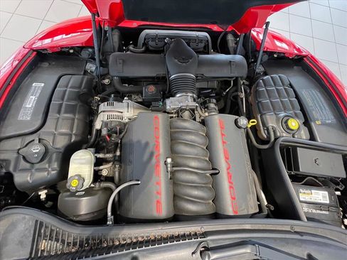 Used 2003 Chevrolet Corvette Coupe w/ Preferred Equipment Group RWD image 22