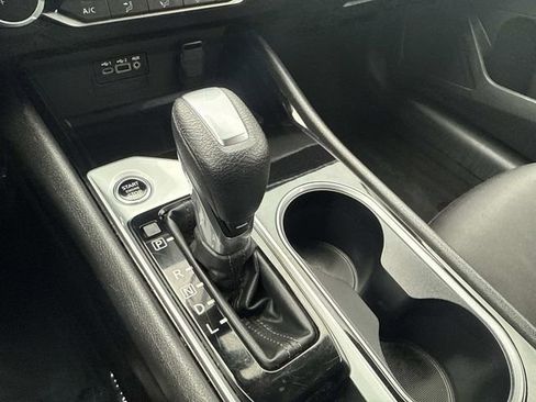 Used 2024 Nissan Altima 2.5 SV image 28