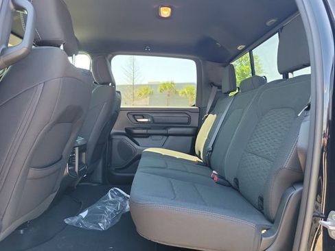New 2026 RAM 1500 Express AWD/4WD image 8