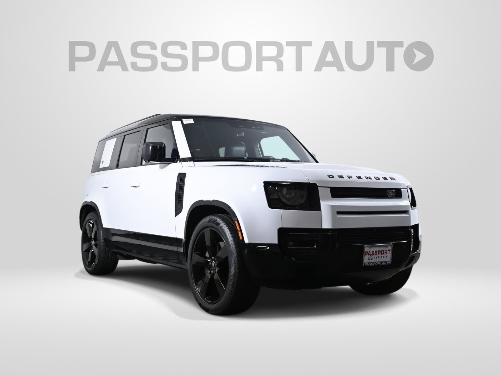 Used 2022 Land Rover Defender 110 X-Dynamic HSE AWD/4WD image 3