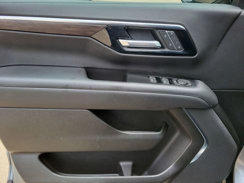 Certified 2025 Chevrolet Tahoe LT image 22