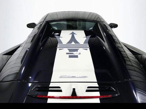 Used 2023 Maserati MC20 Spyder image 10