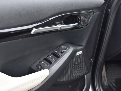 Used 2021 Kia Seltos SX image 27