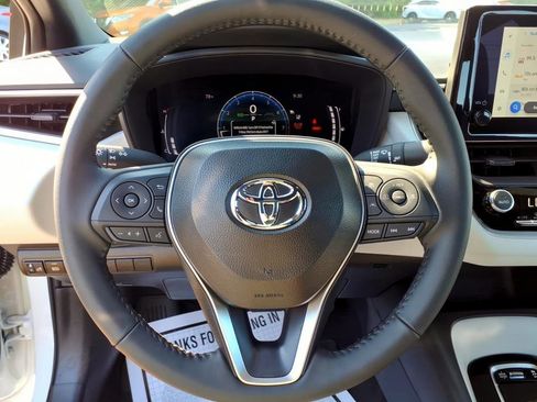 Used 2026 Toyota Corolla SE FWD image 21
